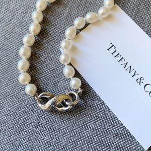 AUTHENTIC 8” TIFFANY INFINITY PEARL BRACELET